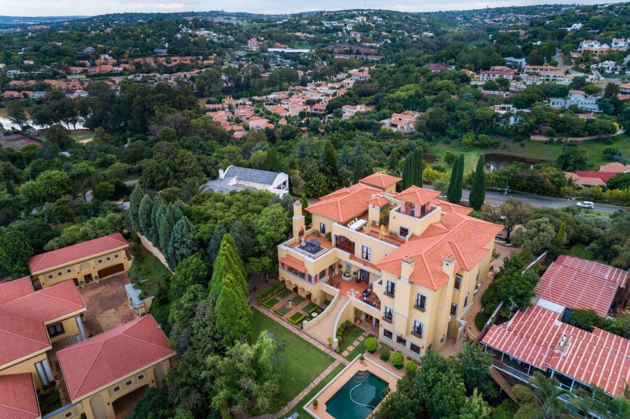 Castello Di Monte Hotel Pretoria Bagian luar foto