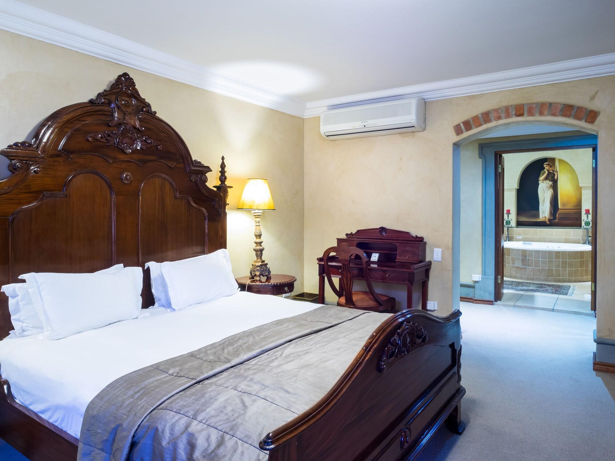 Castello Di Monte Hotel Pretoria Bagian luar foto