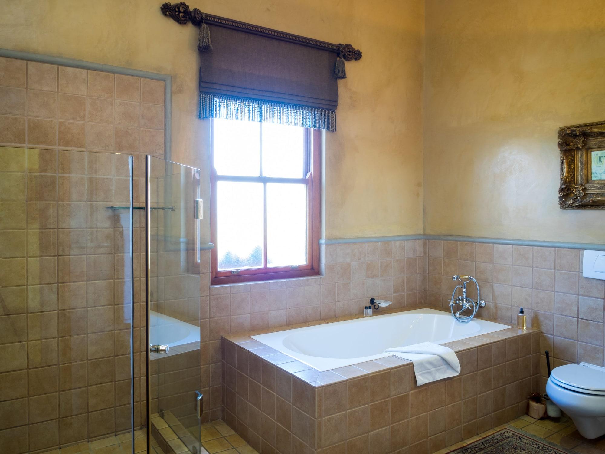Castello Di Monte Hotel Pretoria Bagian luar foto