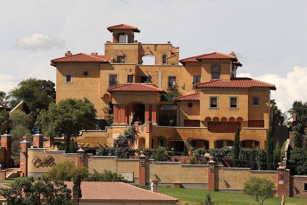 Castello Di Monte Hotel Pretoria Bagian luar foto