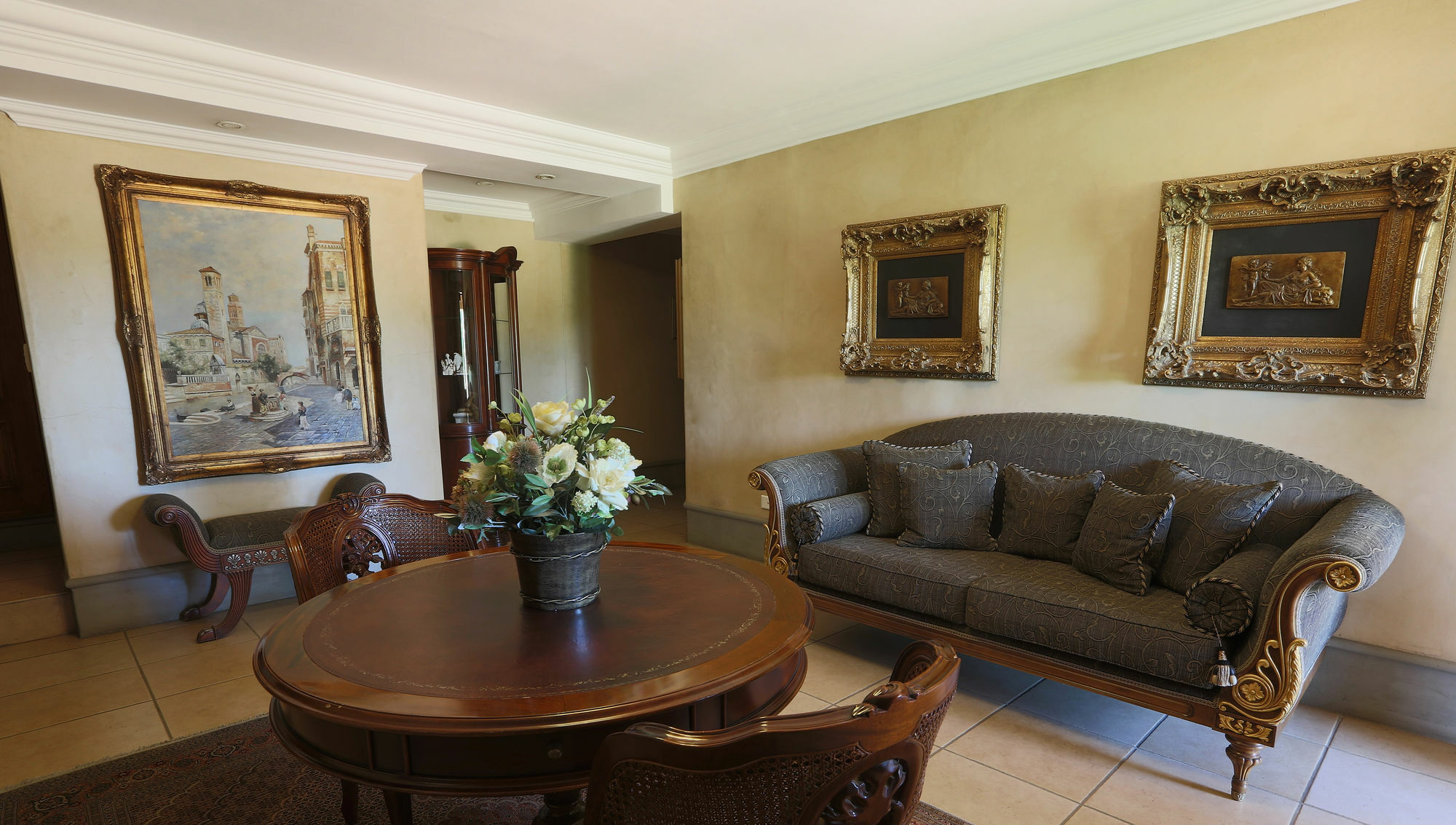 Castello Di Monte Hotel Pretoria Bagian luar foto